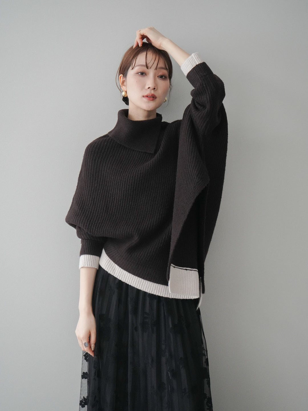 [予約]配色アシンメトリードルマンニットプルオーバー/brown