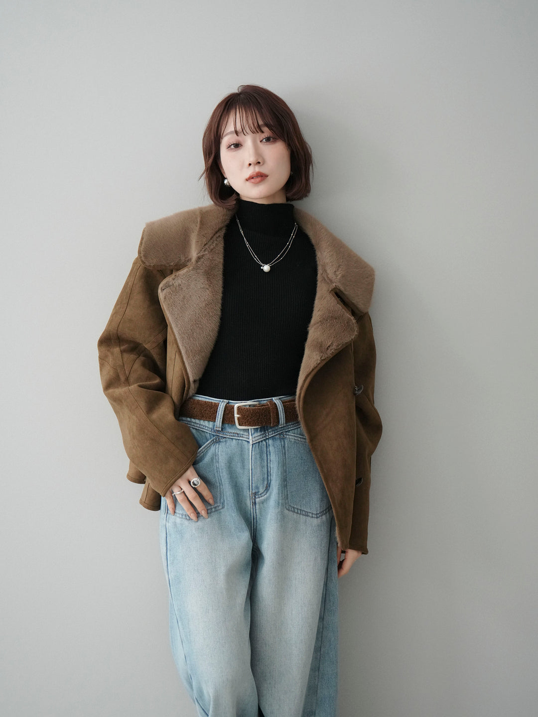 [SET]ムートンショートジャケット+ベルト付裏起毛カーブデニムパンツ(2set)