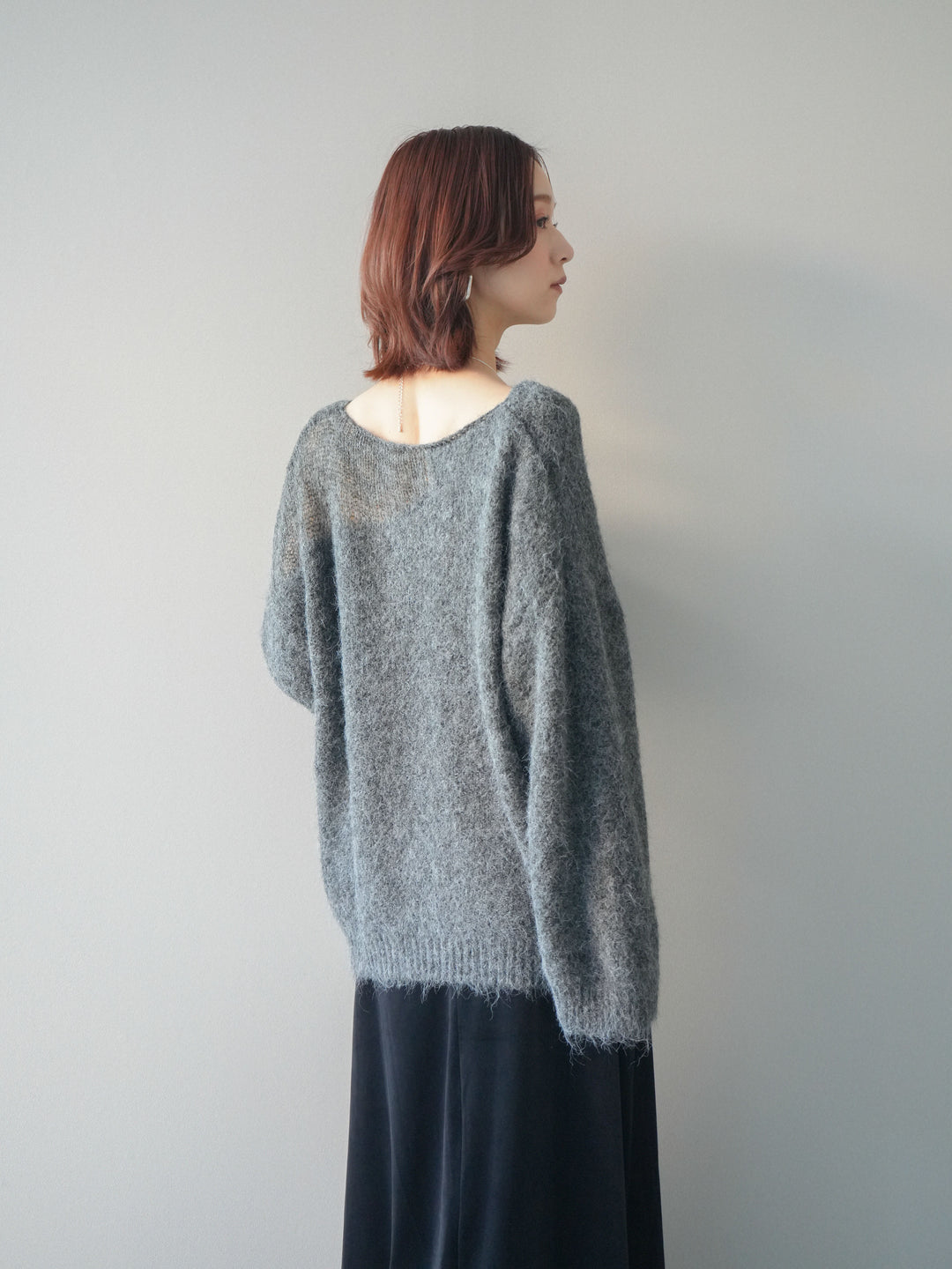 [SET]透かしデザインニットプルオーバー+ベルベットナロースカート(2set)