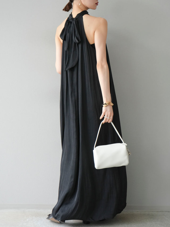 [予約]シャイニーホルターワンピース/ブラック