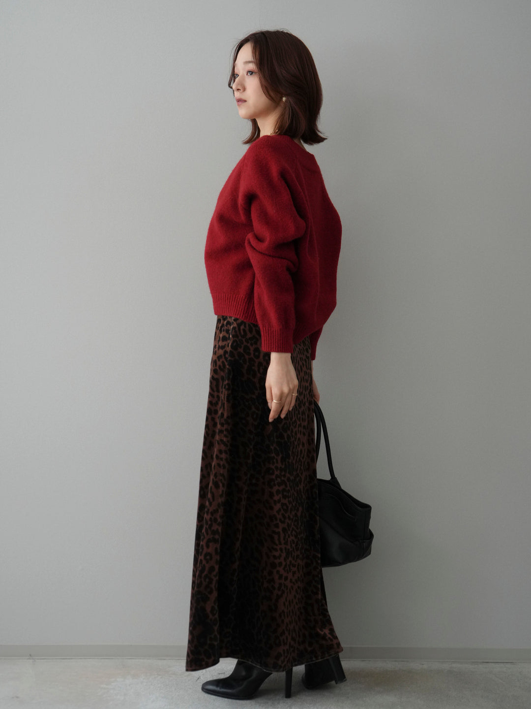 [SET]BIGボタンニットカーディガン+レオパードベロアナロースカート(2set)