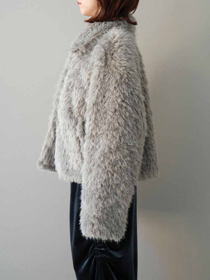 [予約]フェイクファー襟付きショートブルゾン/gray