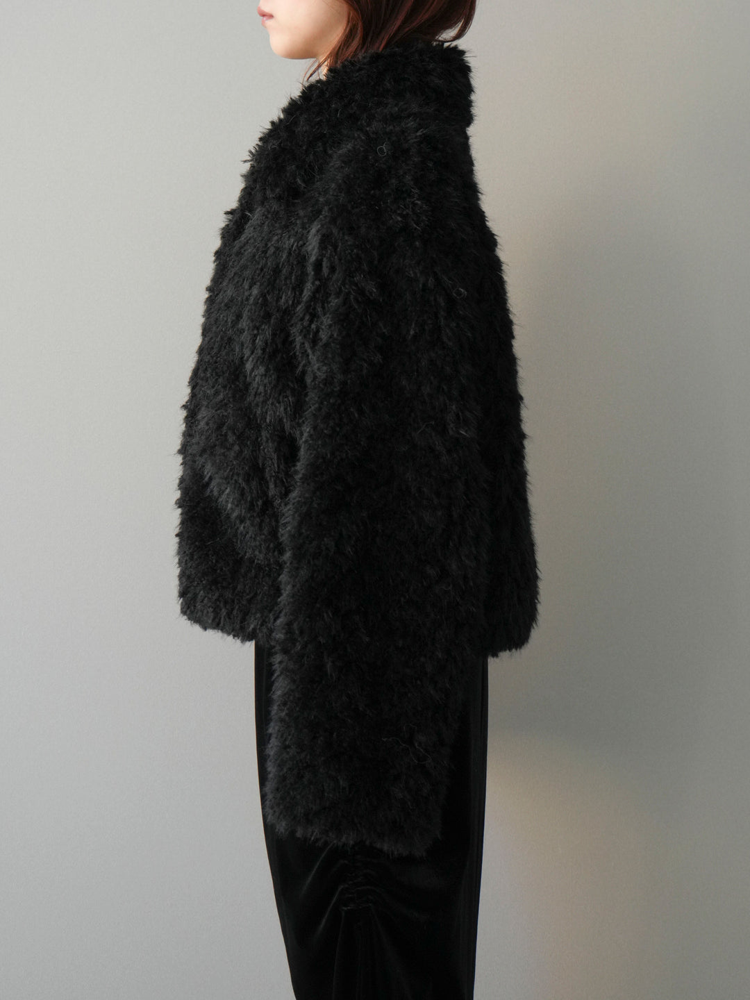 [予約]フェイクファー襟付きショートブルゾン/black