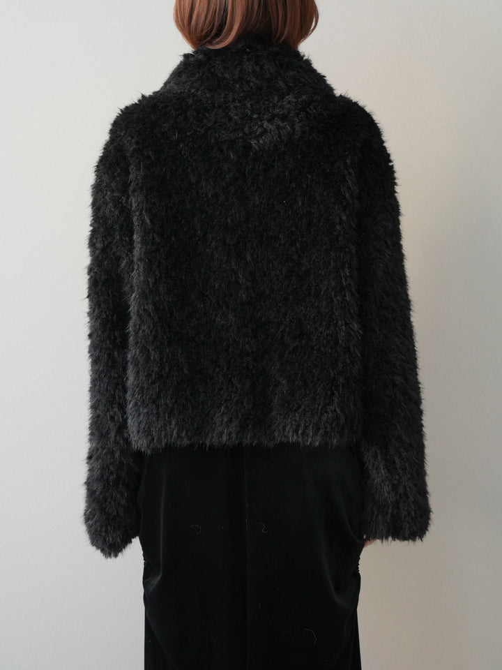 [予約]フェイクファー襟付きショートブルゾン/black