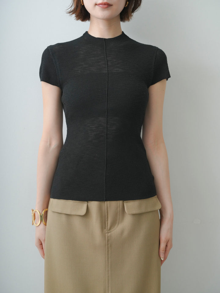 [予約]シアーバックボタンリブニットトップス/black
