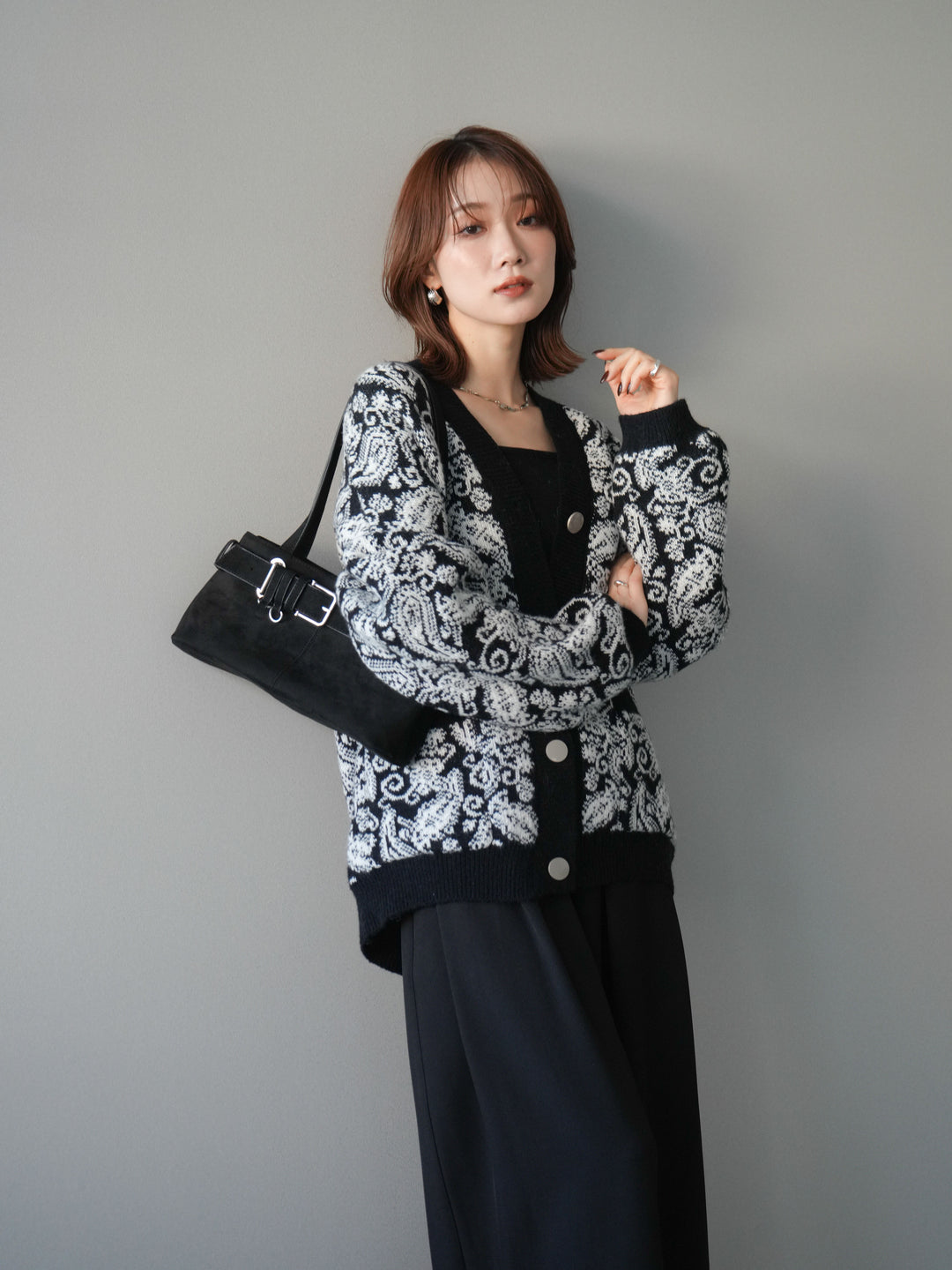 [予約]ペイズリー柄ニットカーディガン/black
