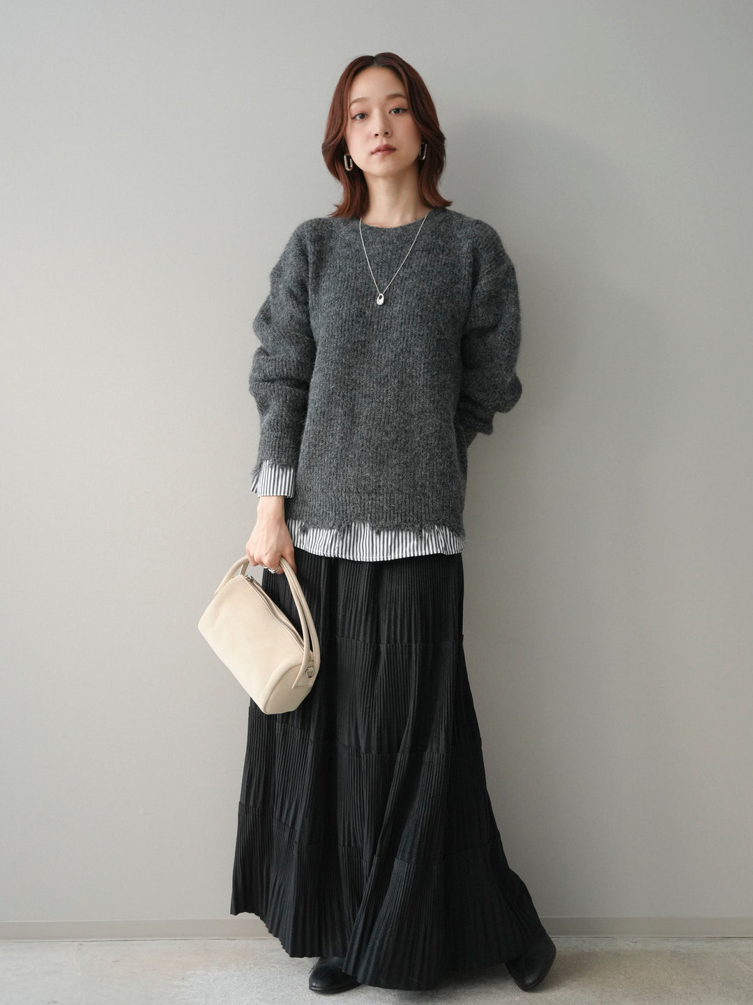 [予約]型押しスエードティアードプリーツスカート/black