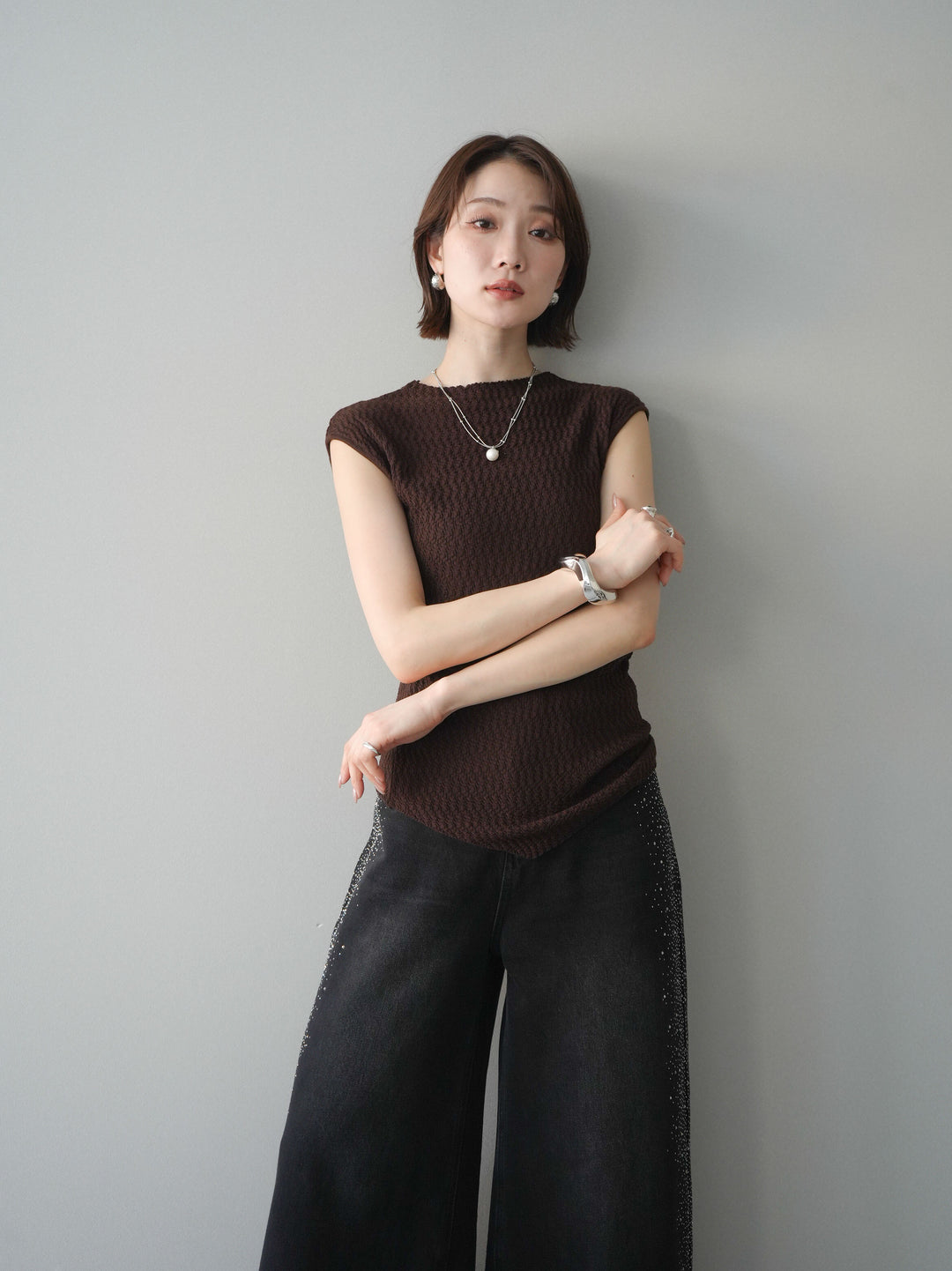 [予約]サイドシャーリングボトルネックノースリーブニットプルオーバー/brown