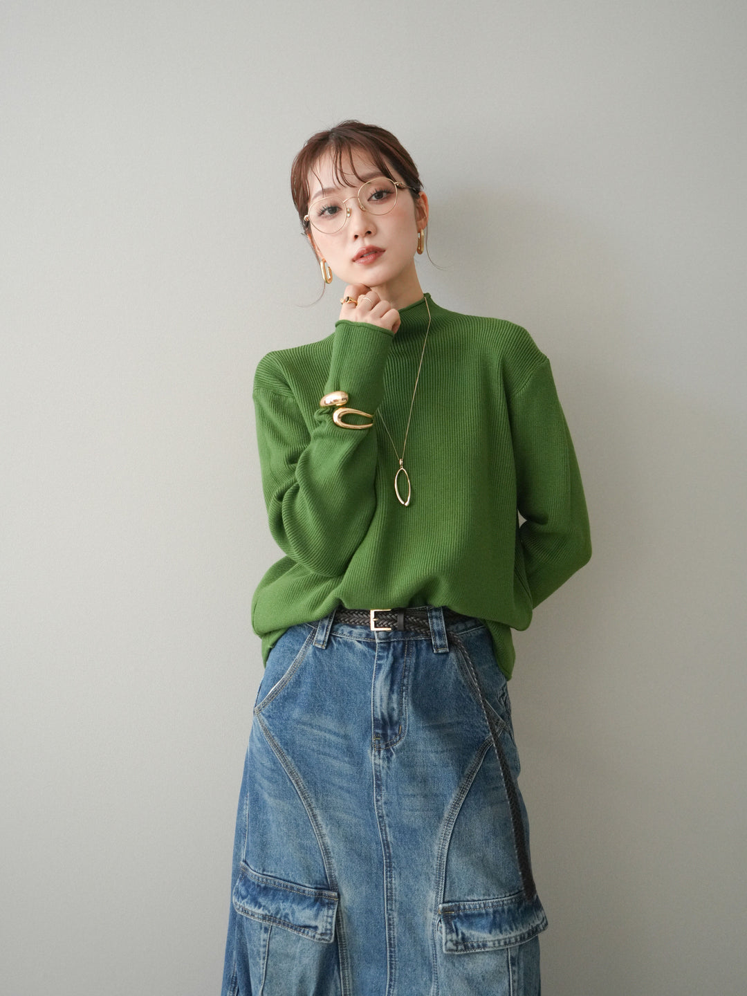 [予約]ボトルネック裾カールリブニットトップス/green