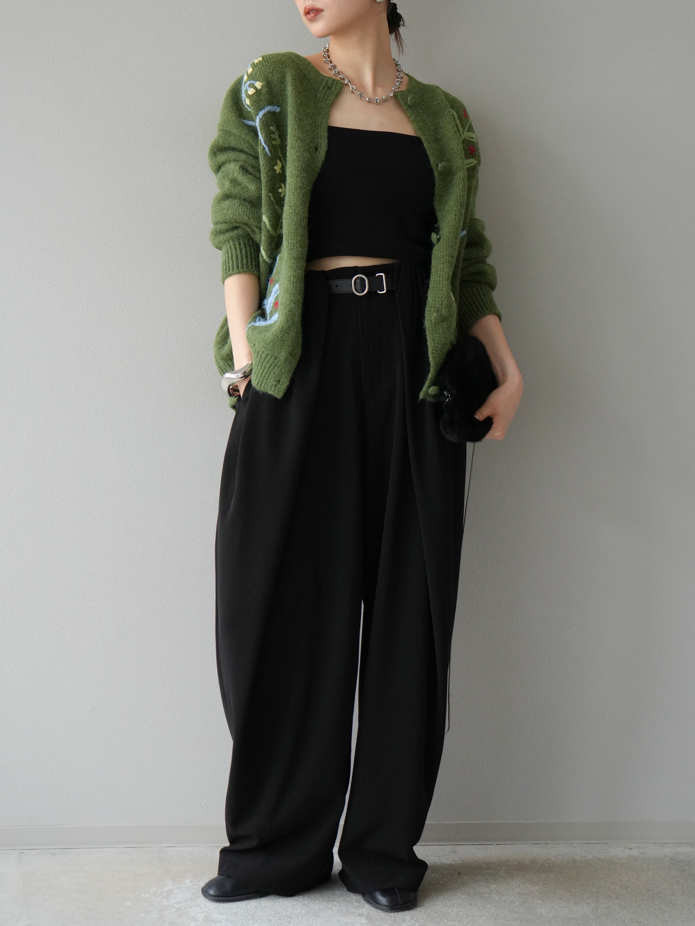 STONE  ライムグリーン スナイデルニット カーディガン 予約]フラワー刺繍ニットカーディガン/グリーン – Lumier