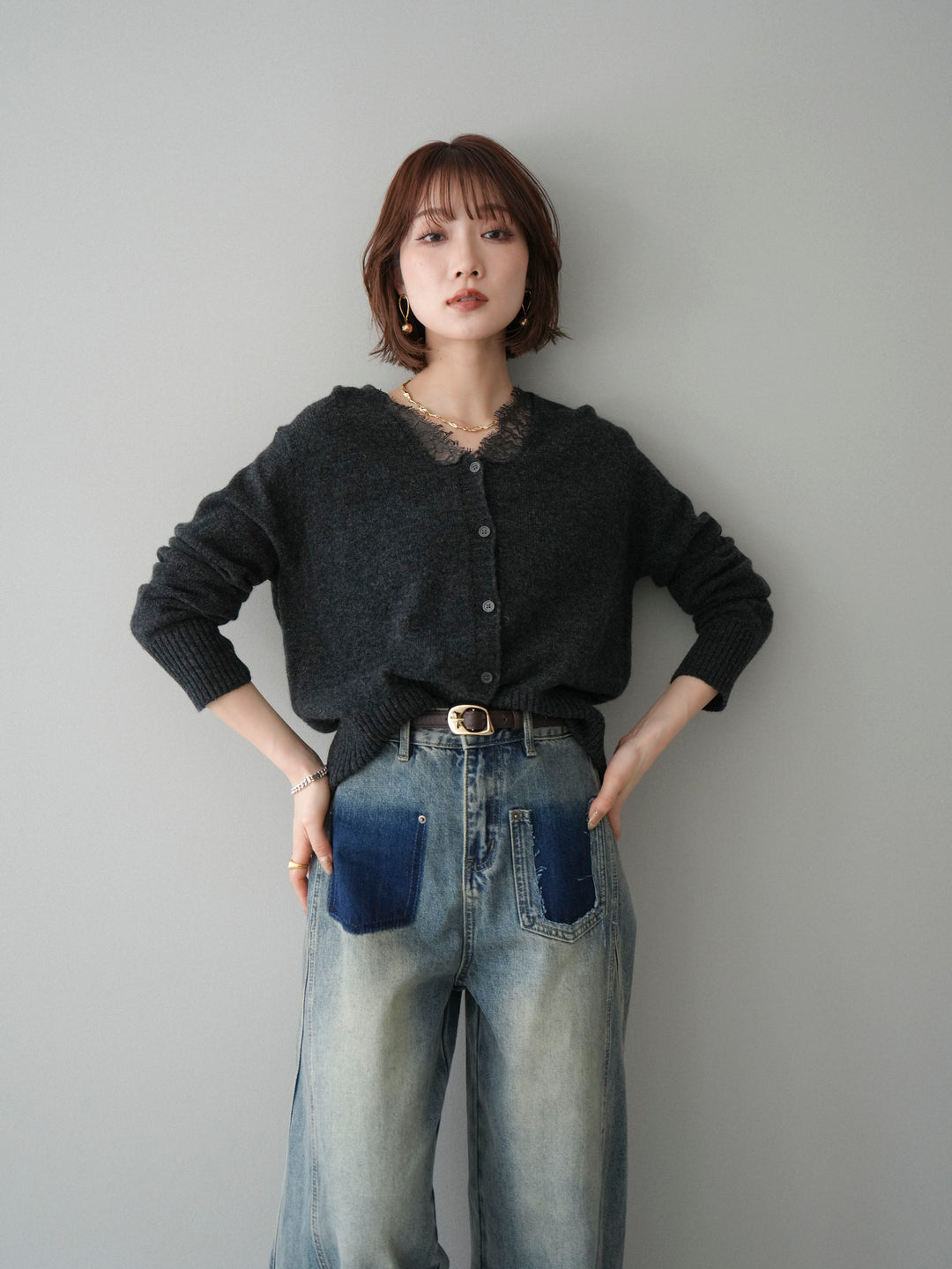 [SET]レースネックニットカーディガン+染めデザインポケットデニムパンツ(2set)