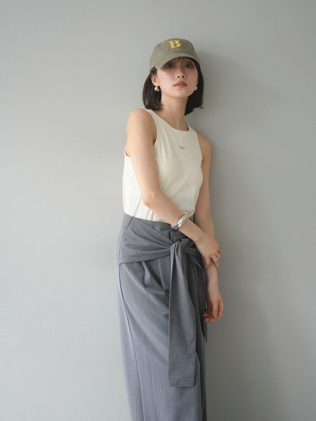 [預訂] 標誌板 American Suri 背心/象牙色