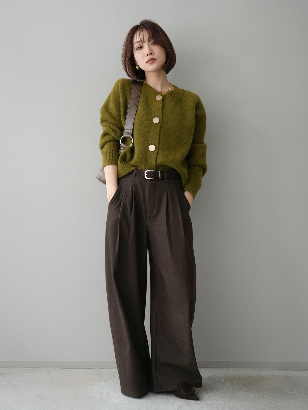 [SET]BIGボタンニットカーディガン+アニマル柄ベルト付きウールタッチワイドパンツ(2set)