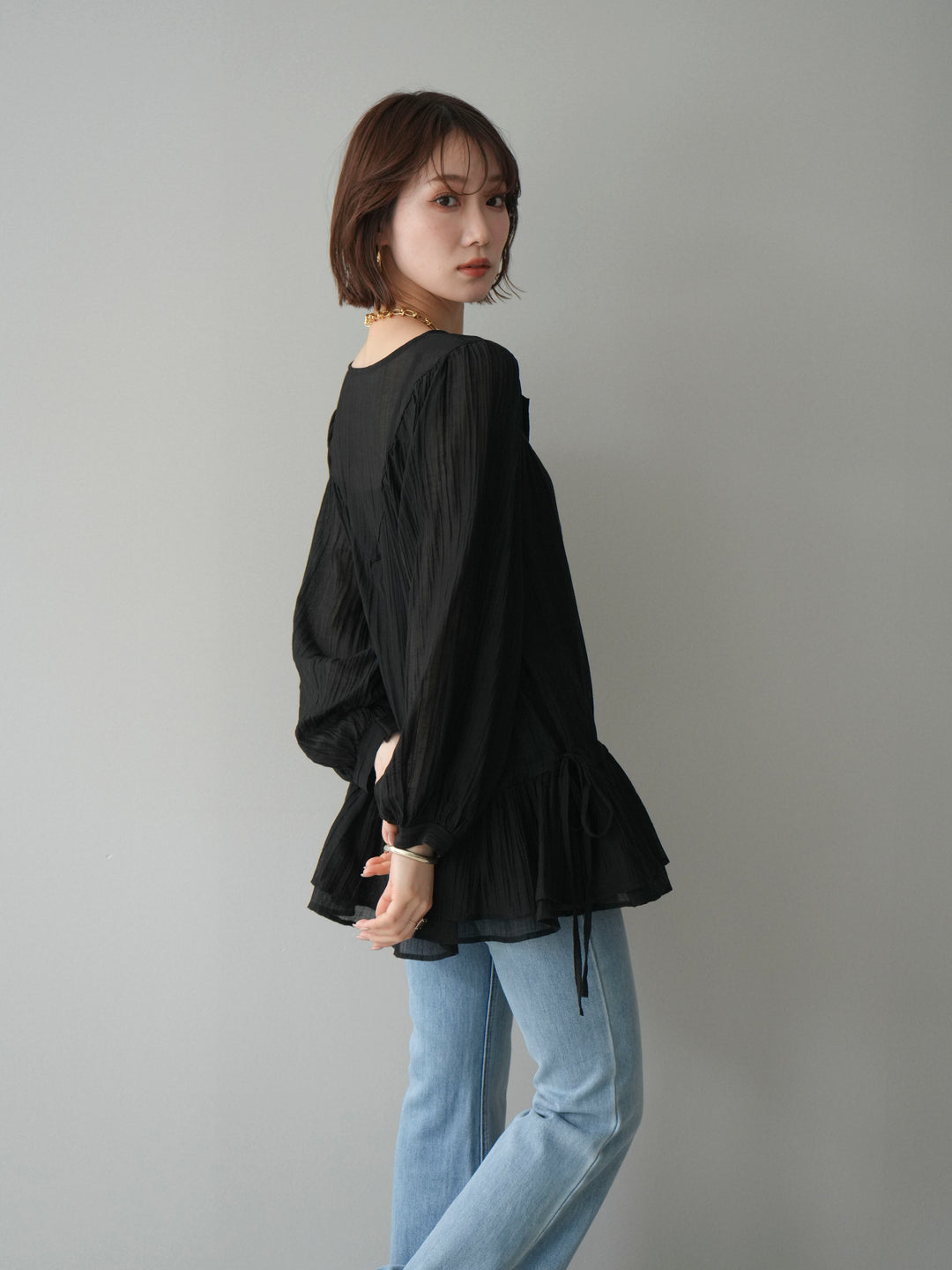 [予約]楊柳ドロストリボンフリルブラウス/black