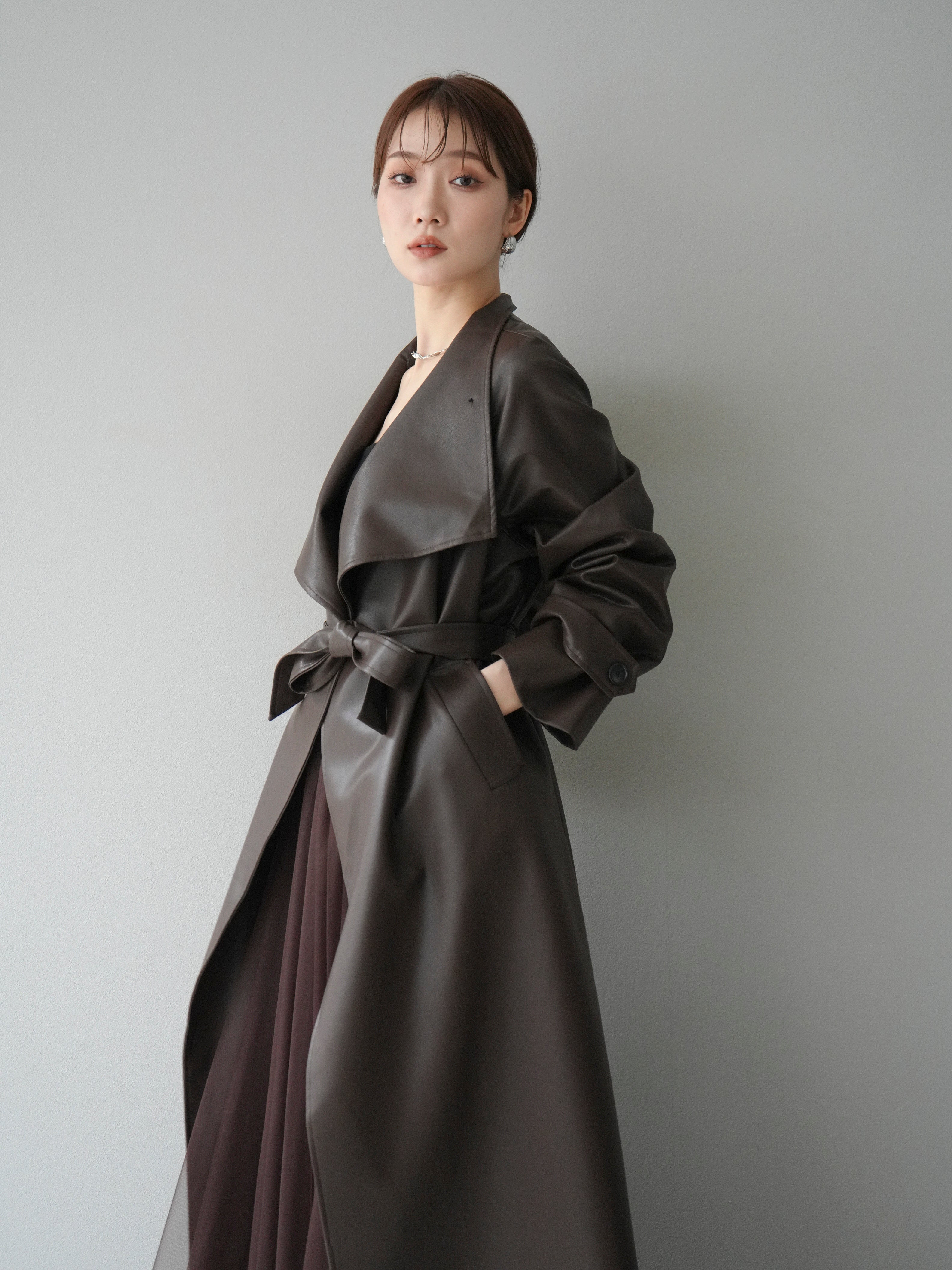 予約]BIGカラーレザーロングコート/ブラウン – Lumier