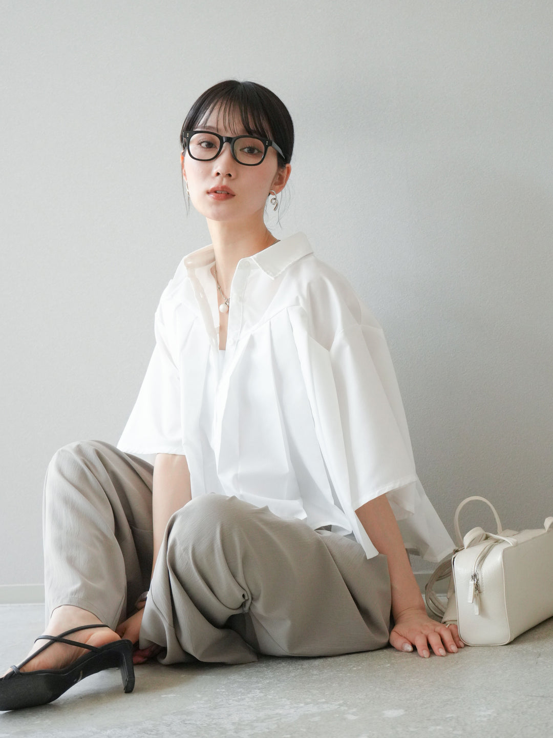 [予約]ブロードプリーツショートシャツ/オフ