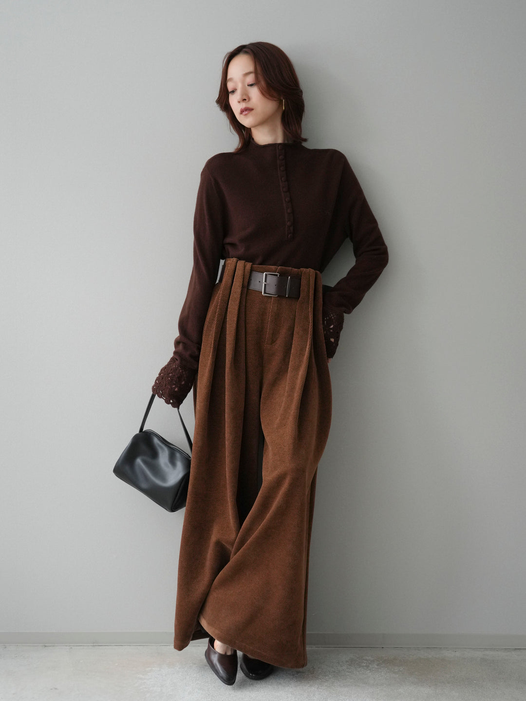 [SET]袖スカラップレースフロントボタンウールニットトップス+ベルトデザインループコールテンワイドパンツ(ベルト付き)(2set)