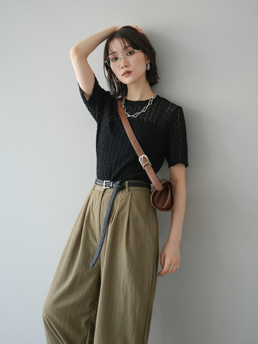 【預購】剪裁蕾絲T卹/黑色