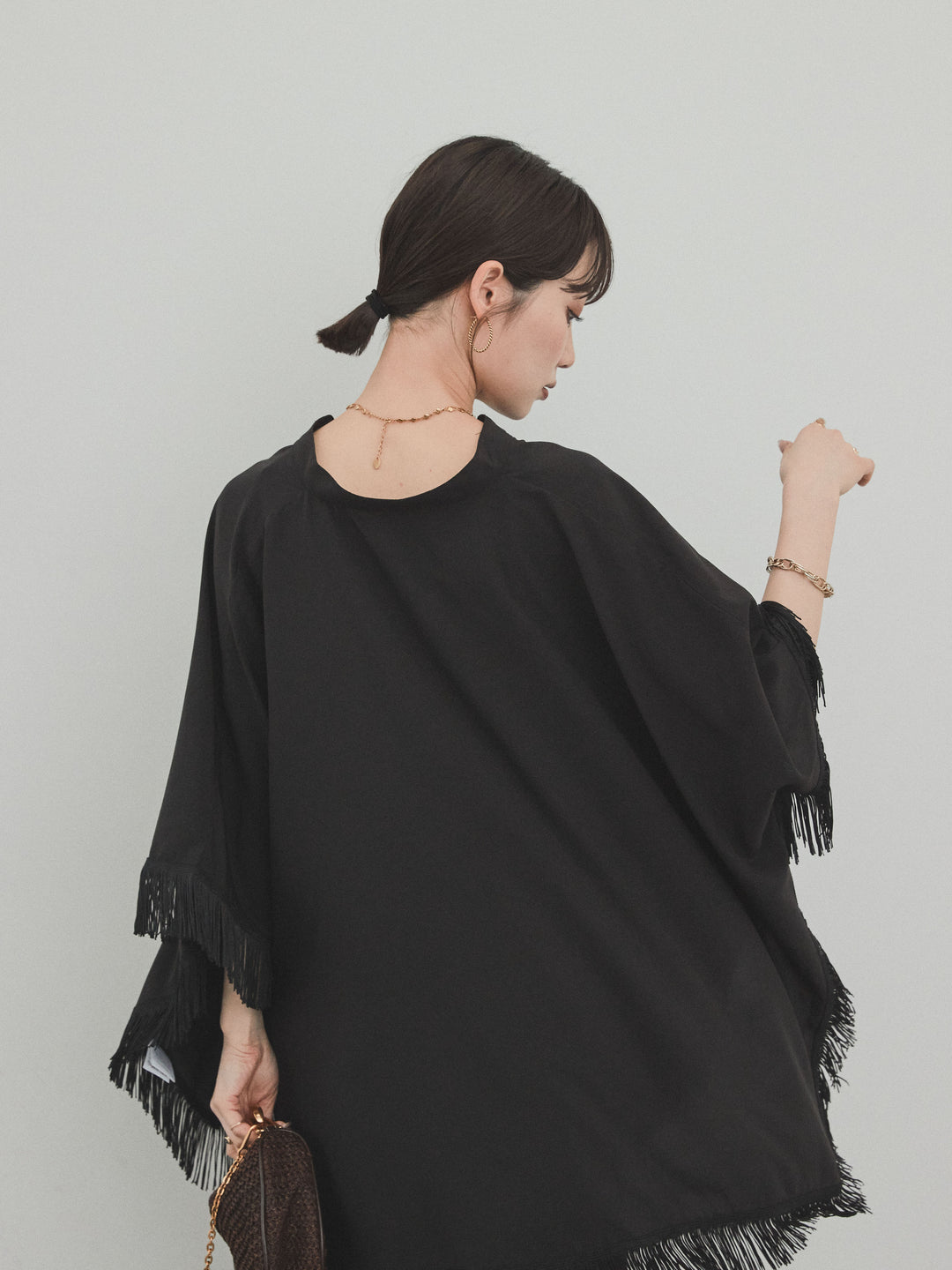 [予約]スクエアフリンジポンチョブラウス/ブラック