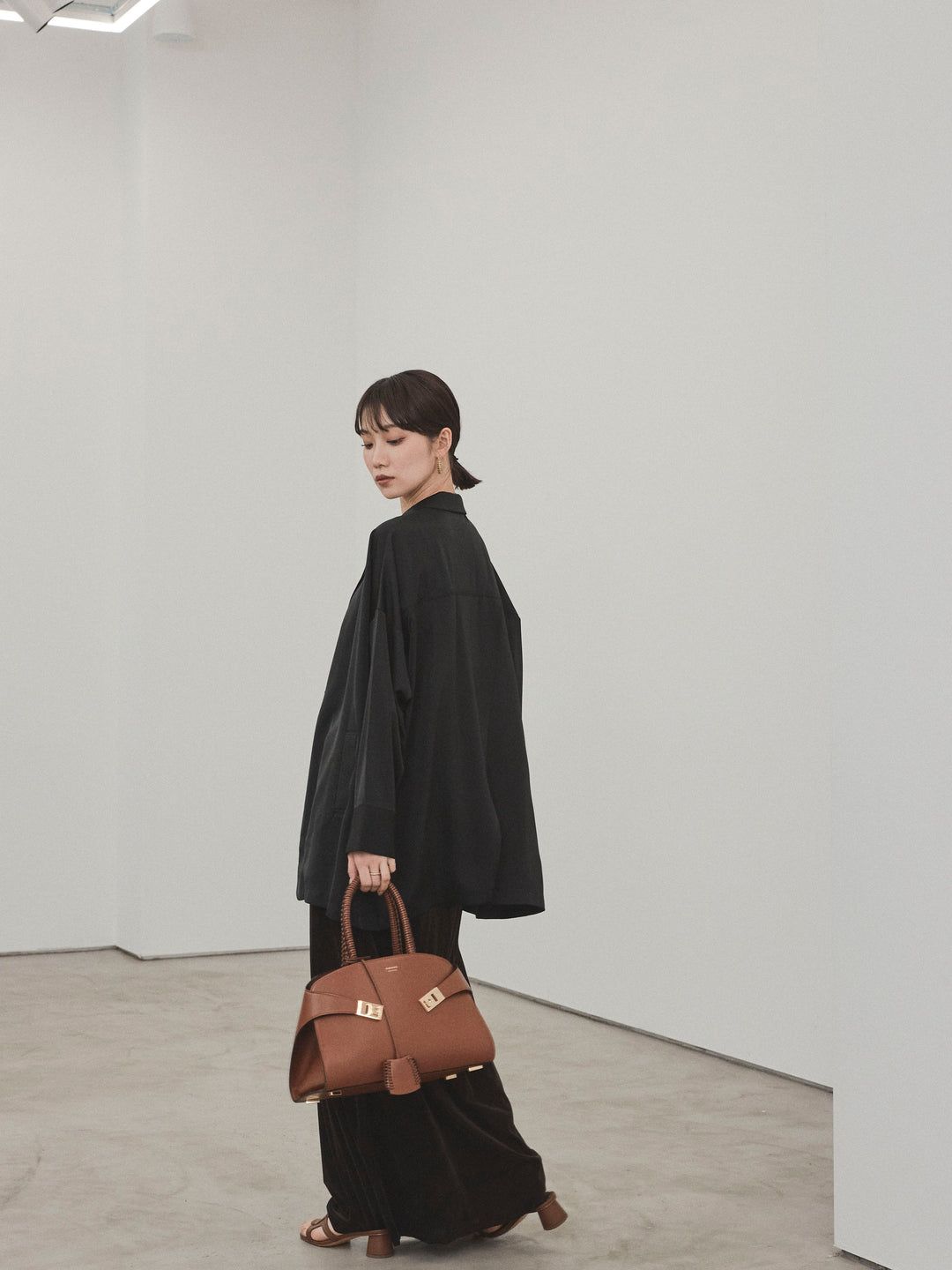 [SET] 霧面緞面外套 + 天鵝絨半身裙 (2set)