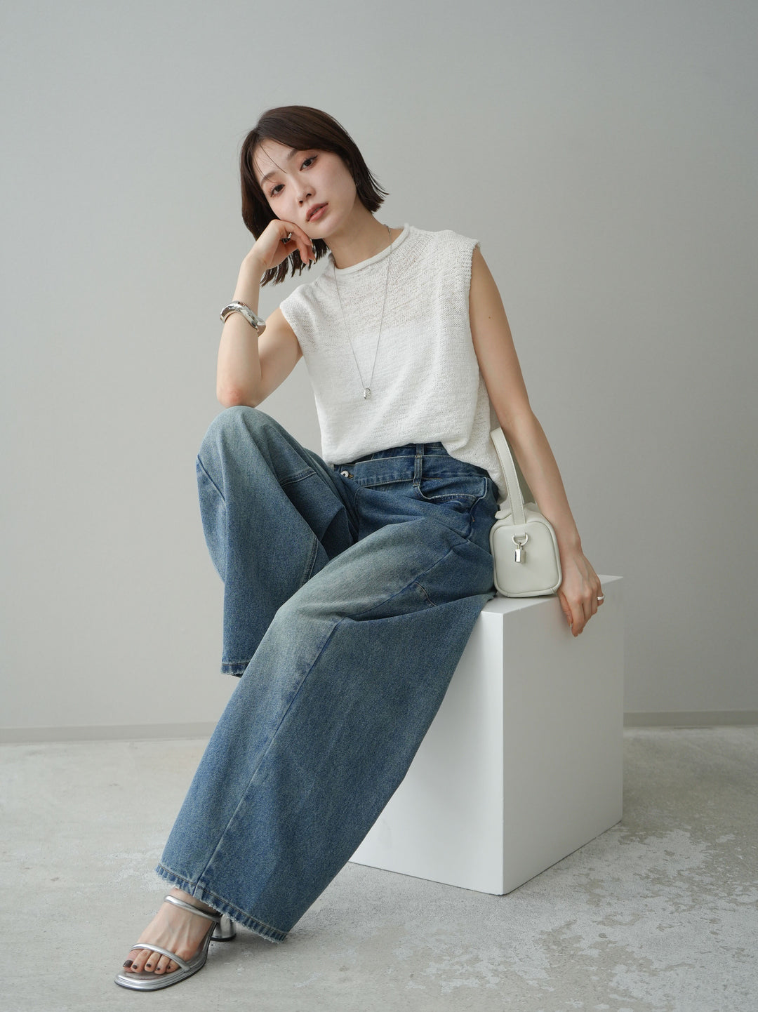 [予約]ノースリーブリネンタッチシアーニットプルオーバー/white