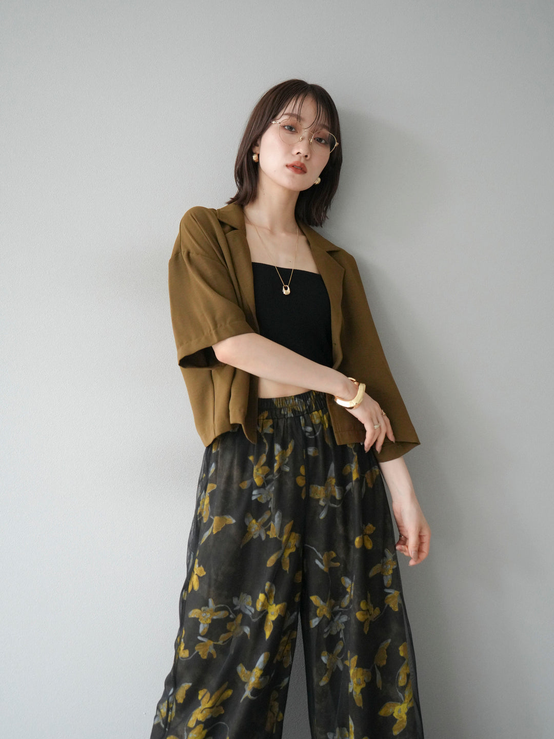 [SET]ハーフショートジャケット+フラワープリントチュールレイヤードパンツ(2set)