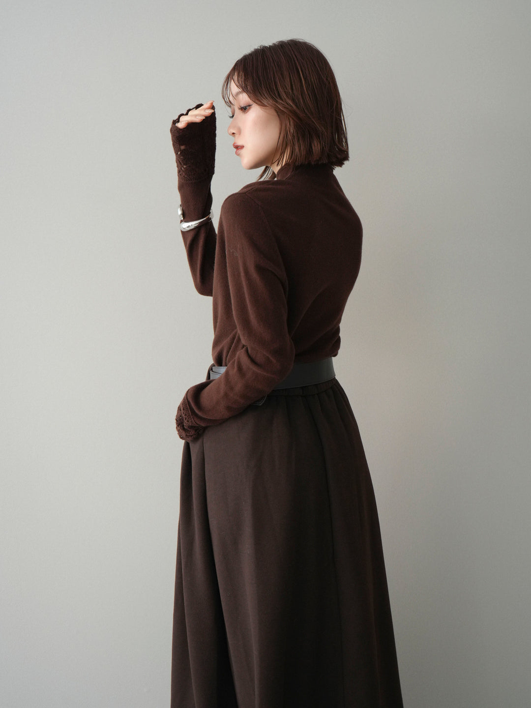 [予約]袖スカラップレースフロントボタンウールニットトップス/brown