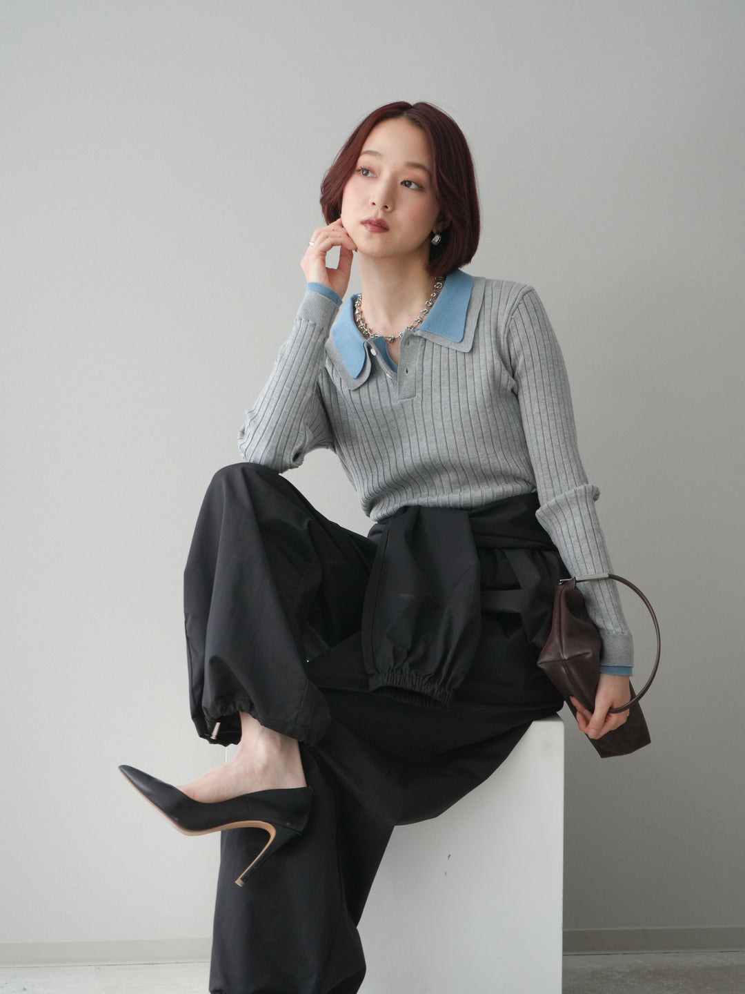 [SET]ダブル襟ポロリブニットトップス+ウエスト巻きデザインドロストコットンナイロンパンツ(2set)