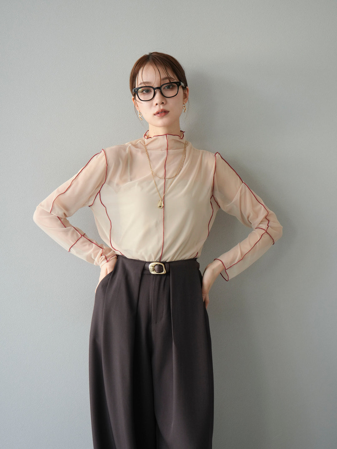 [予約]シアーパイピングカットソー/グレージュ×レッド