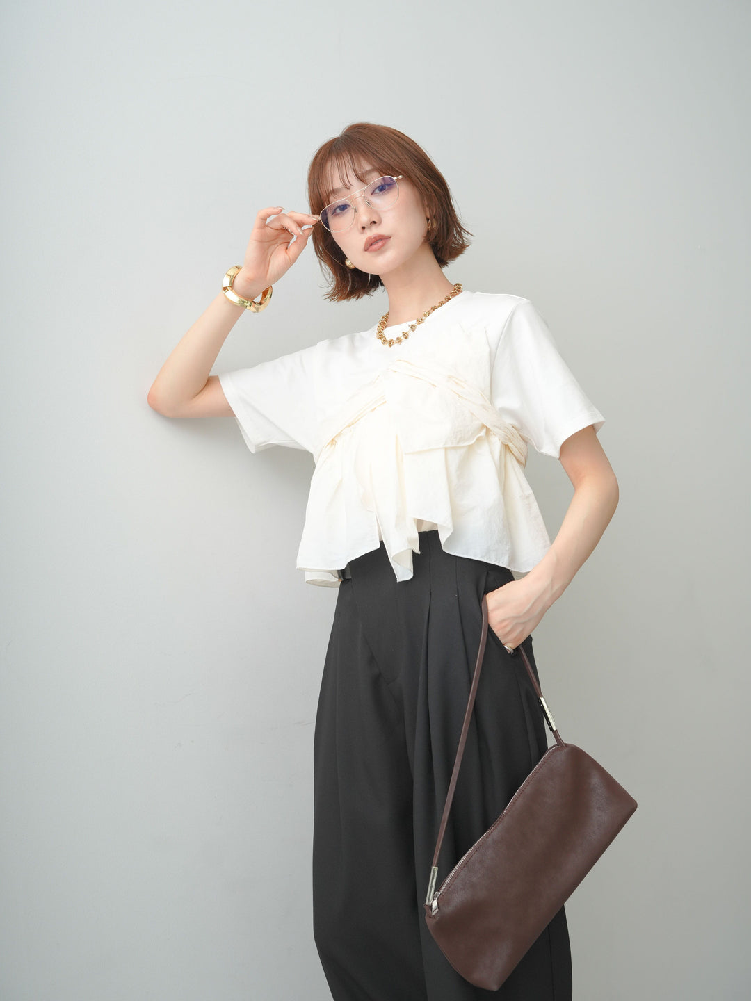 [SET]ナイロンドッキングツイストTEE +アシンメトリーベルトタックワイドパンツ(2set)