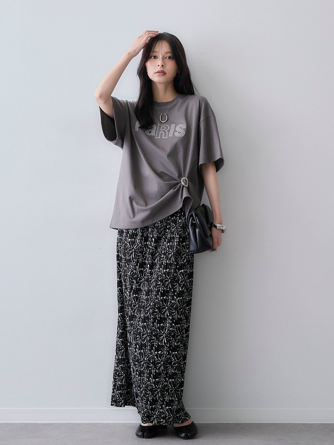 [SET]スタッズロゴTEE+プリントプリーツスカート(2set)