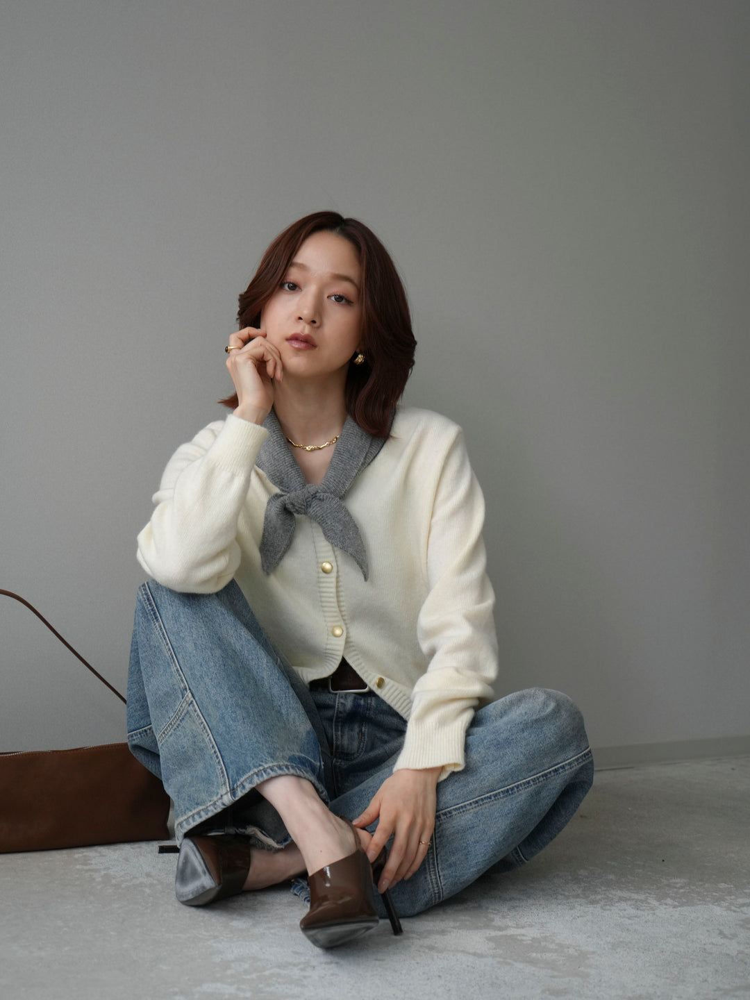 [予約]デザイン襟ニットカーディガン/white