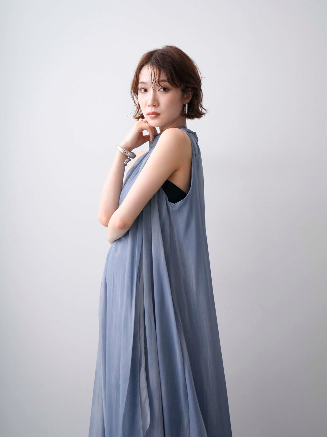 [予約]ニュアンスストライプバックリボンノースリワンピース/blue