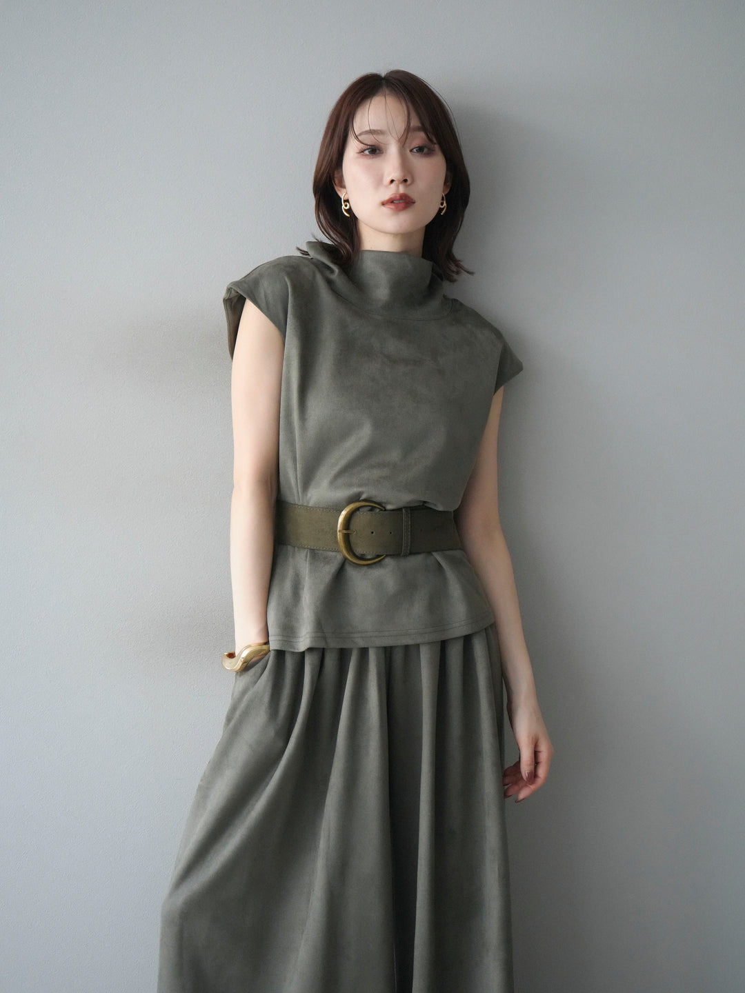 [SET]ベルト付スエードハイネックプルオーバー＆ワイドパンツSET UP