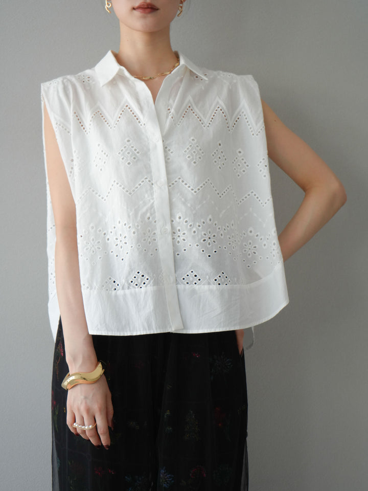 [予約]エンブロイダリーレースタックショルダーブラウス/ホワイト