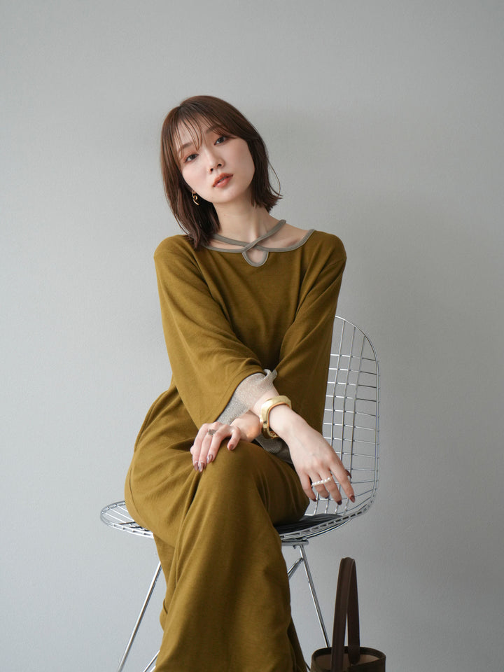 [予約]デザインネックラメシアー切替ニットワンピース/カーキ