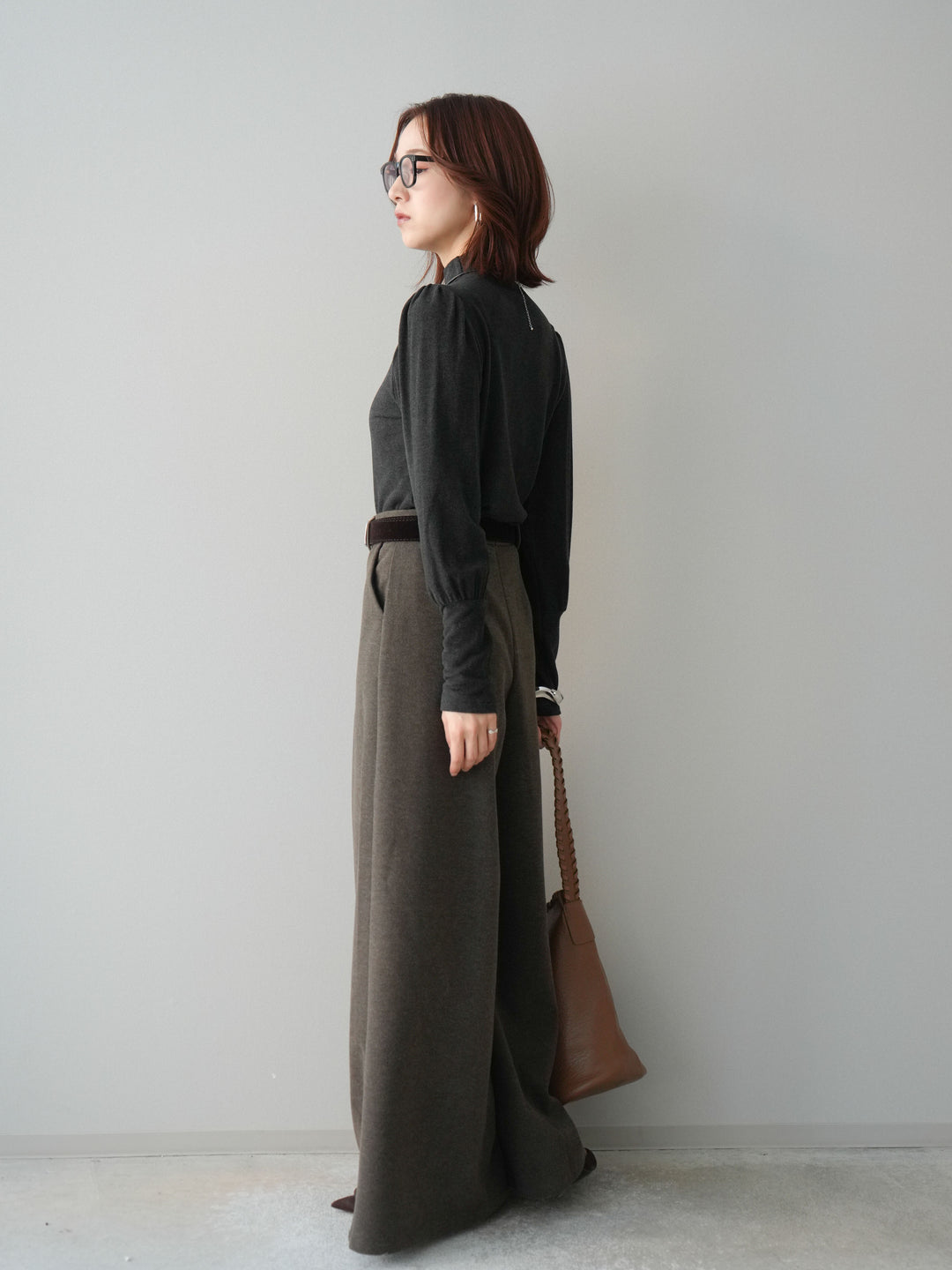 [予約]ベルト付きフロントタックワイドパンツ/brown