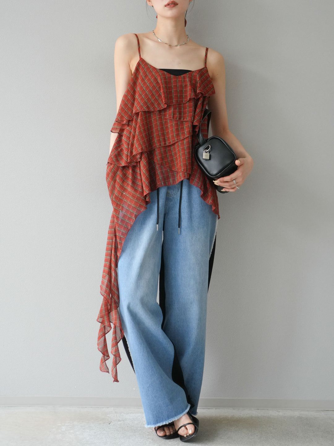 [予約]チェック柄ラッフルキャミソール/レッド