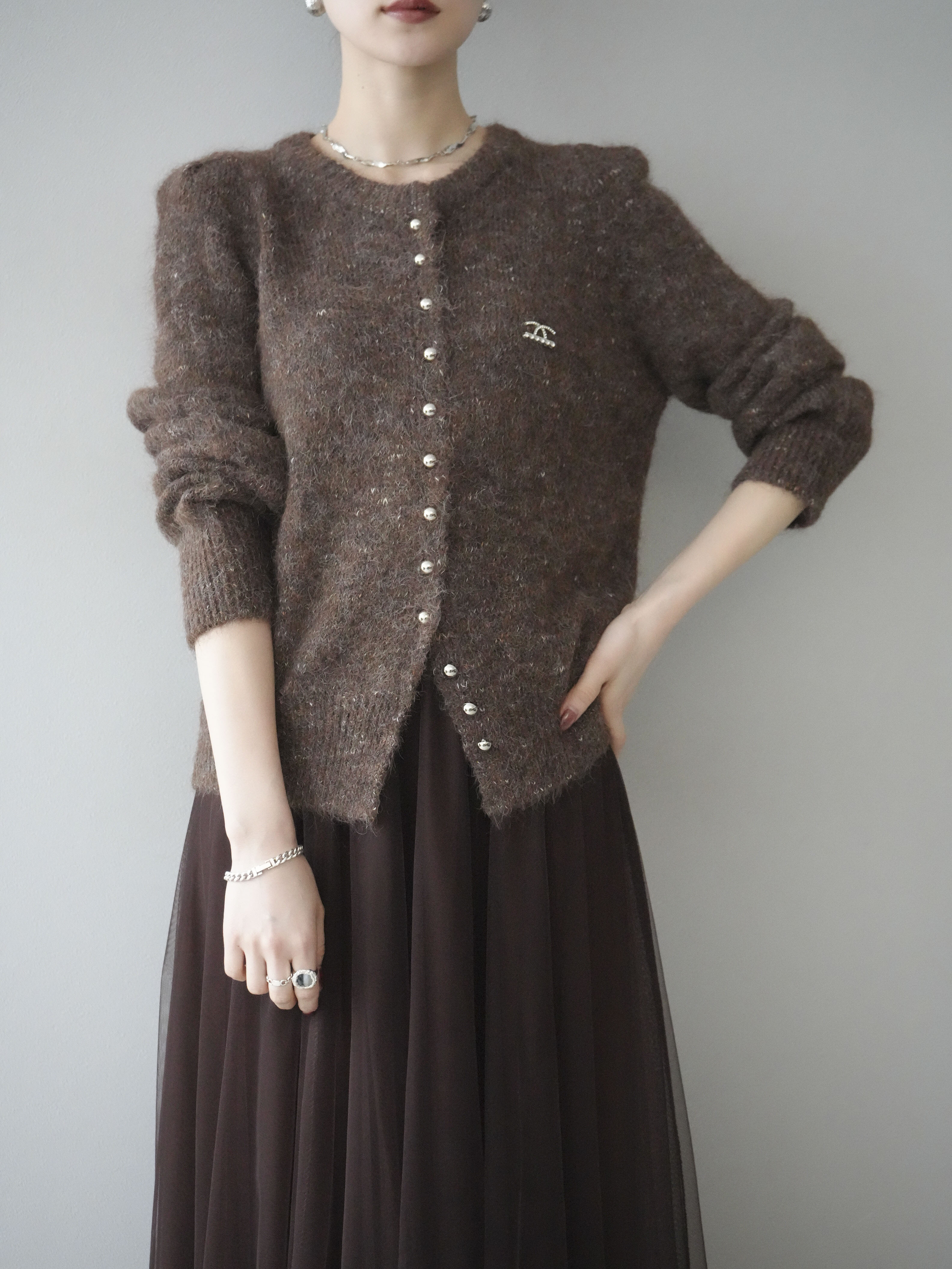 予約]モチーフ付silverボタンミックスニットカーディガン/brown – Lumier