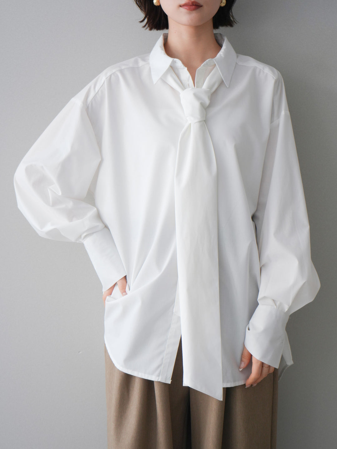 [予約]ボウタイ付オーバーシャツ/white