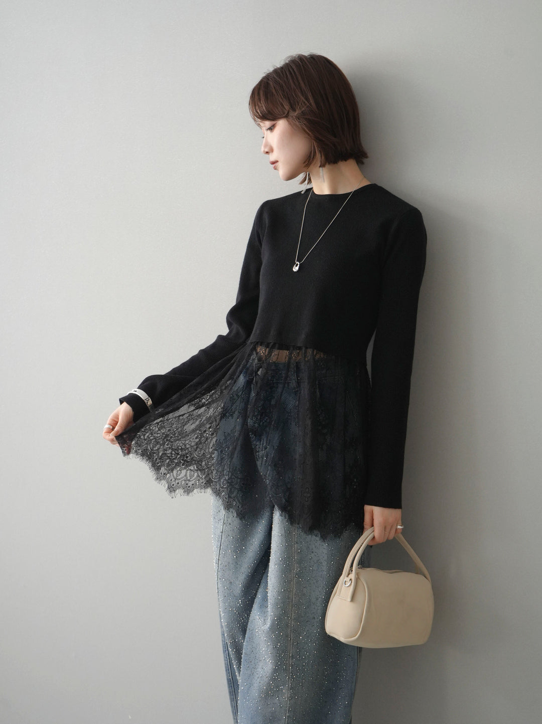 [予約]クルーネックレースドッキングリブニットトップス/black