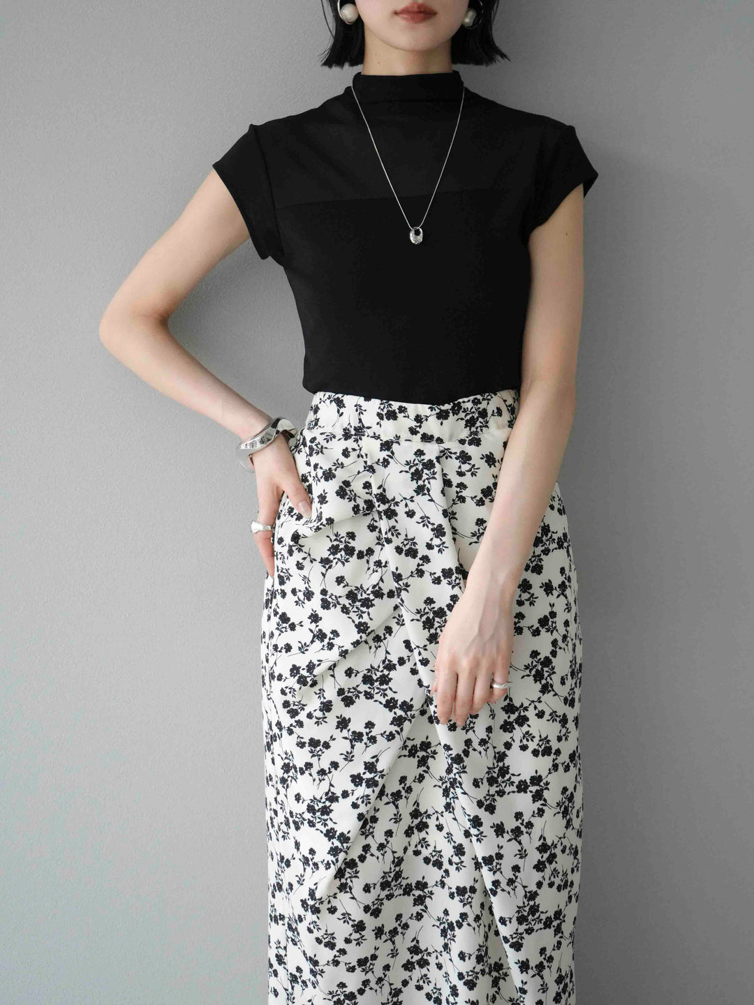 [予約]シアー切替ストレッチトップス/ブラック