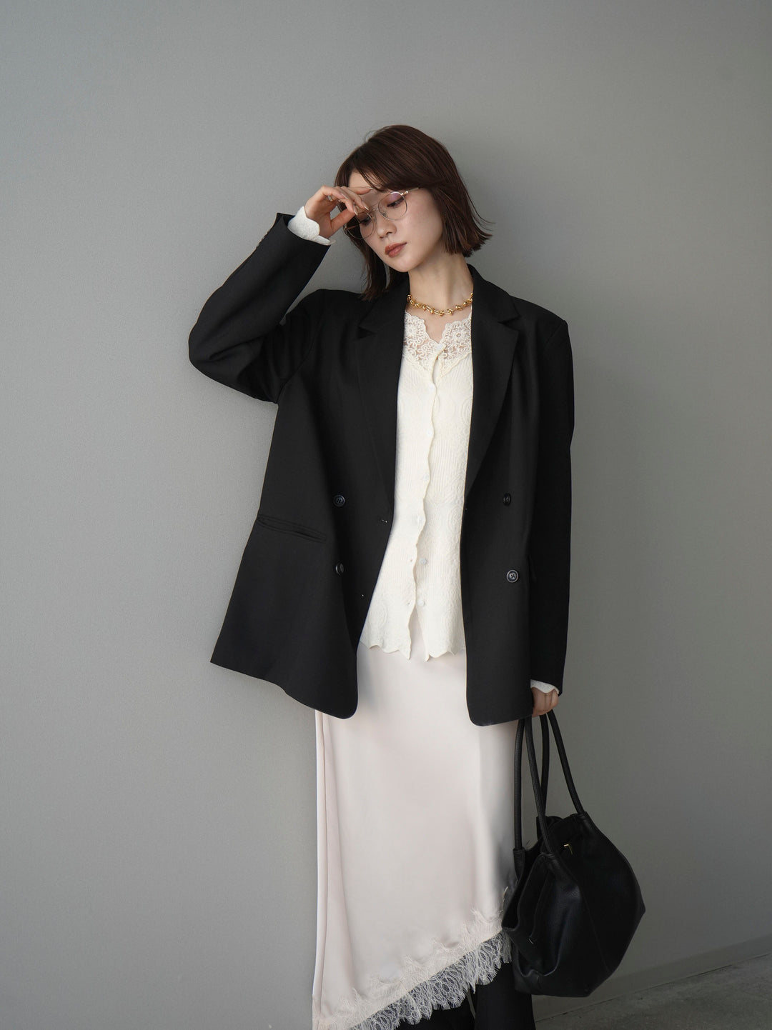 [SET]ダブルブレストオーバージャケット+レースネックジャガードニットカーディガン+サテンライクアシメレーススカート+センターシームフレアパンツ(4set))