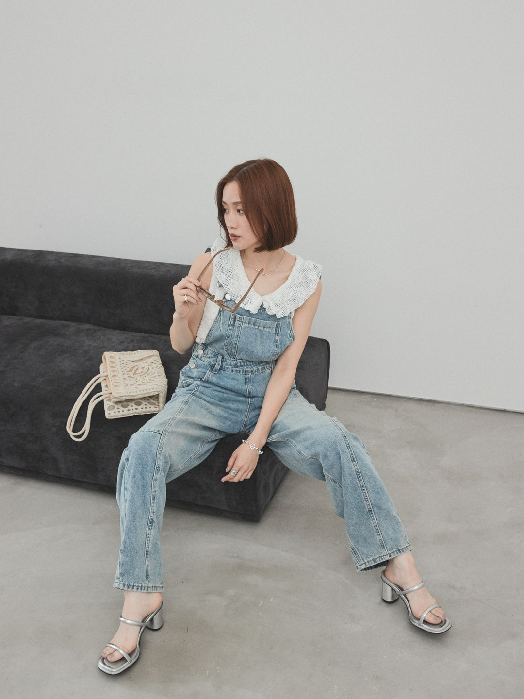 [SET]センターシームデニムサロペット +テープヤーンラッフルノースリトップス(2set)