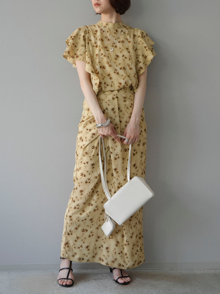 [予約]フラワーモチーフラッフルスリーブブラウス/ベージュ