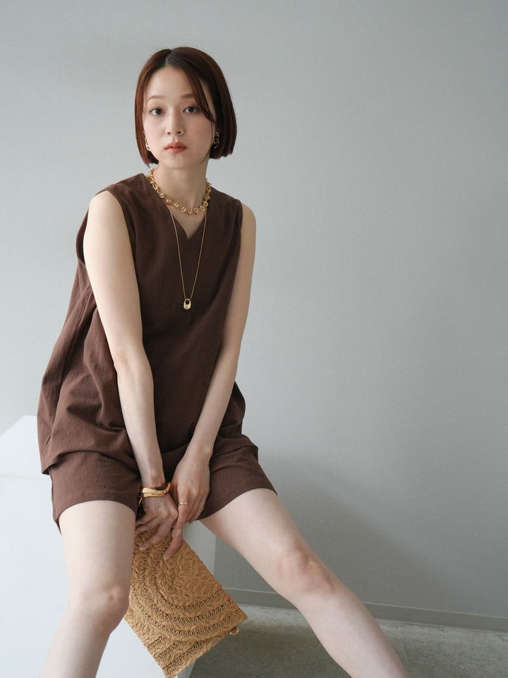 [套裝] 亞麻V領襯衫與短褲套裝（2套）