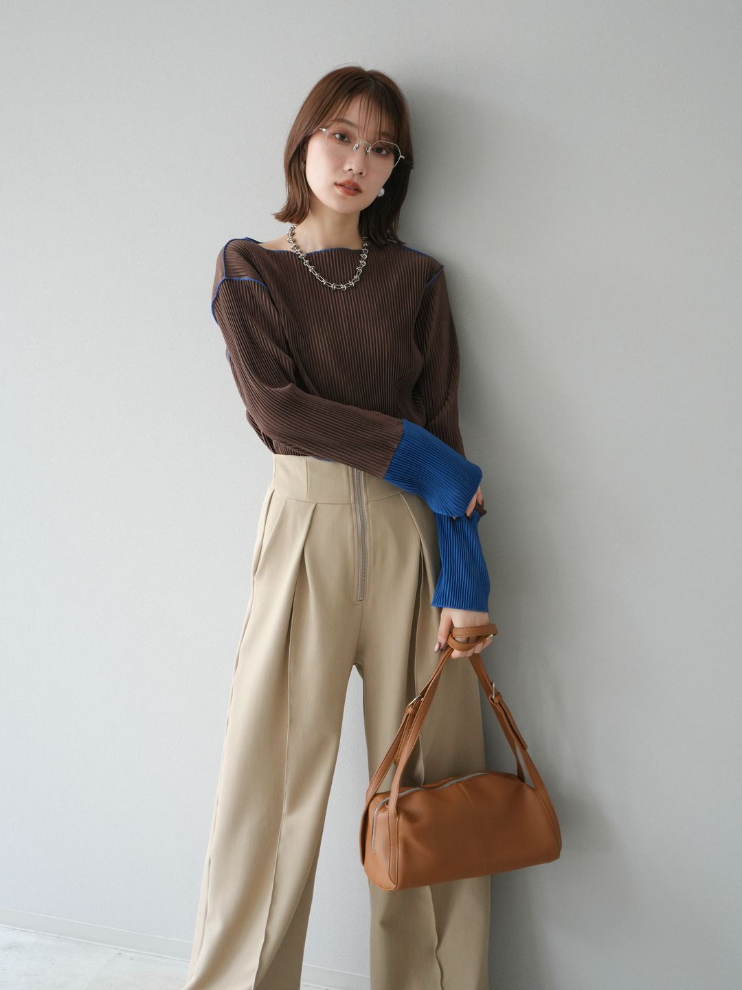 [予約]バイカラープリーツトップス/ブラウン
