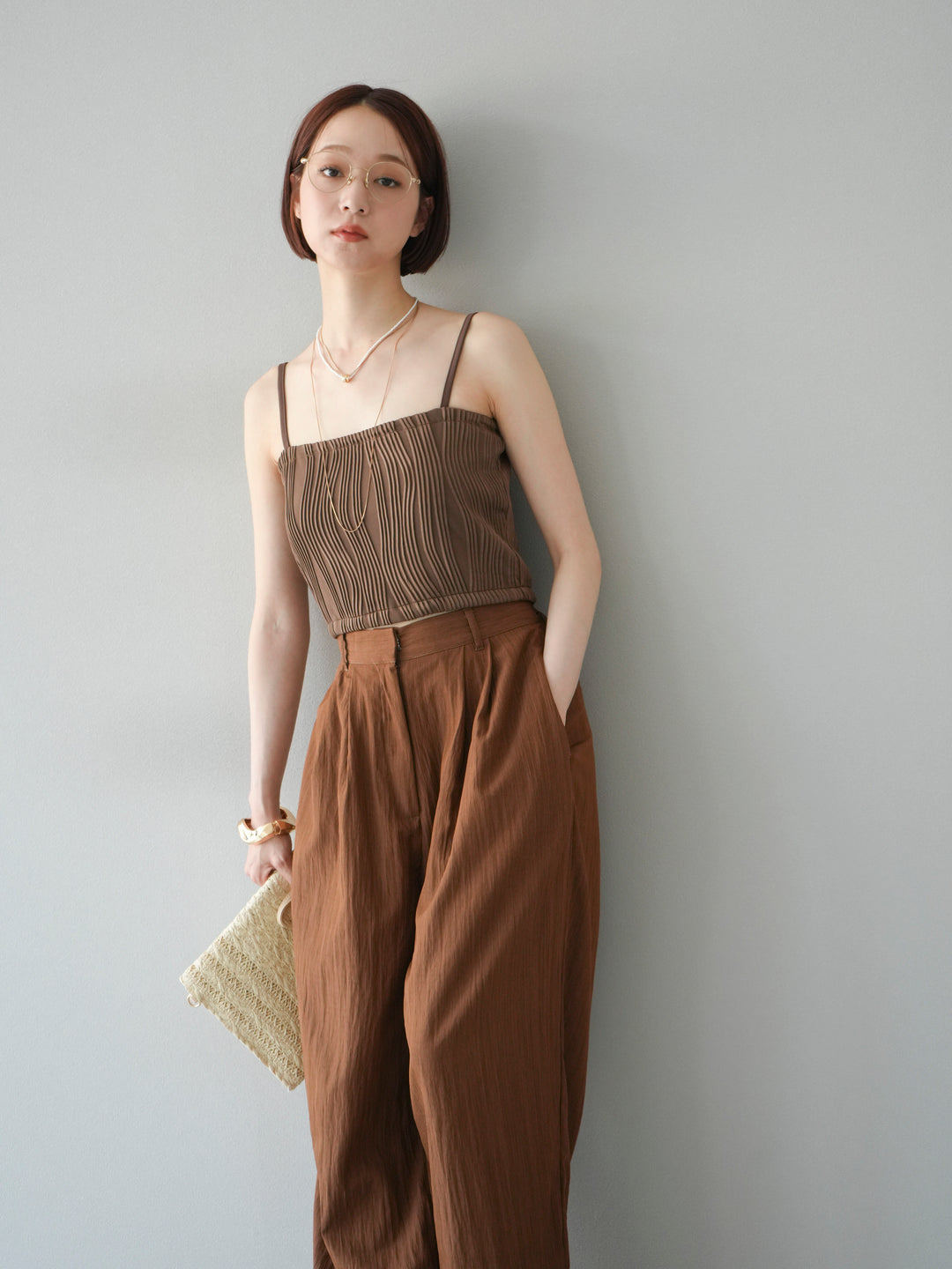 【預購】波浪滾邊杯裸色吊帶背心/棕色