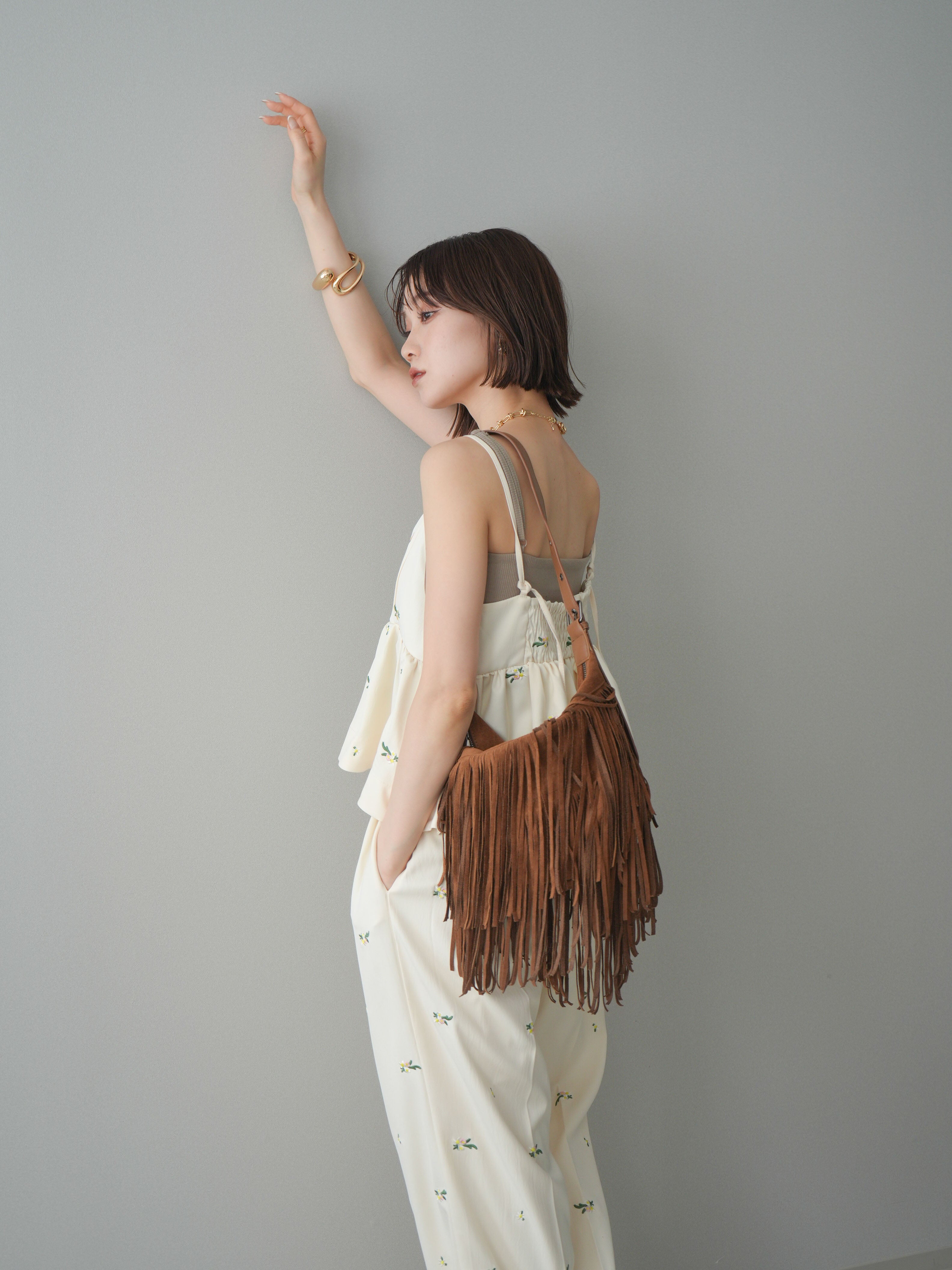 SET]フラワー刺繍ビスチェ+フラワー刺繍タックパンツ(2set) – Lumier