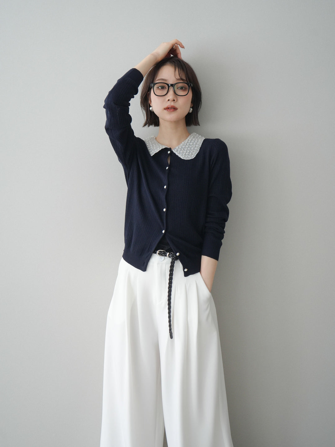 [SET]ビジュー襟パールボタンニットカーディガン+編み込みベルト付タックワイドパンツ(2set)